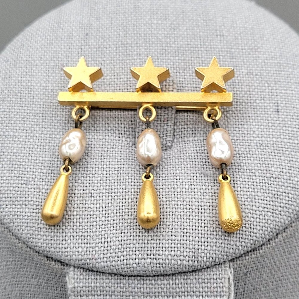 Gold Tone Bar Brooch Pin Dangle Freshwater Pearl  Stars Accents 1 1/2"